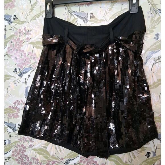See By Chloe Black Sequin Shorts High Waisted Club Party Elegant Size 2 NWT - Picture 1 of 16